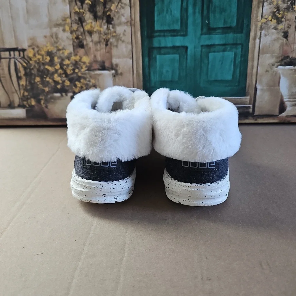 Hey Dude Britt Winter Boots Womens 8 Faux Fur Comfort Moc Toe Gray 121774000